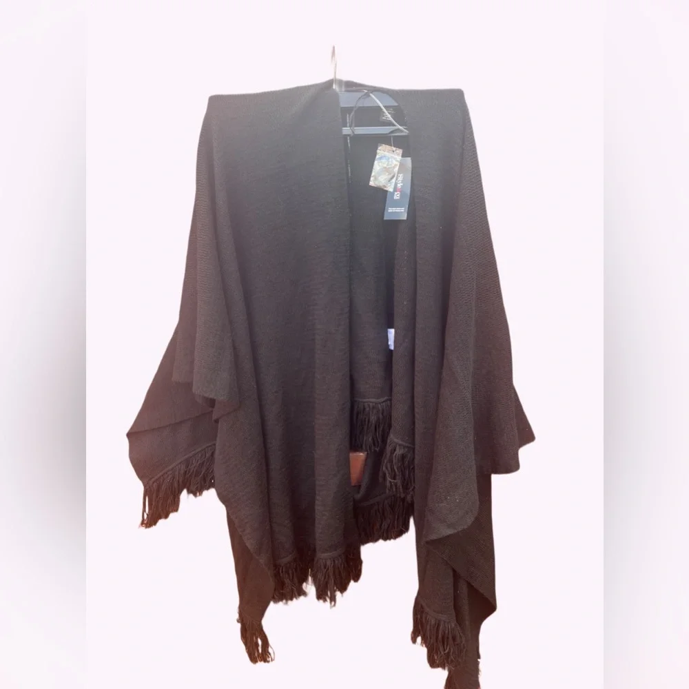 Elegant Vintage Soul Black Retro Shawl Poncho Wrap with Fringe Deadstock NWT NEW